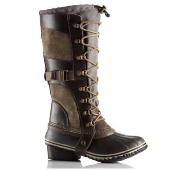 Sorel Shoes - Sorel Brown Conquest Carley Duck Billed Lace Up Calf Boots, size 8.5